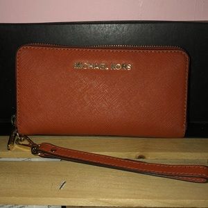 Michael Kors wristlet